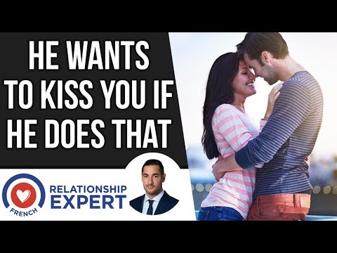 4 Signs He Wants To Kiss You!