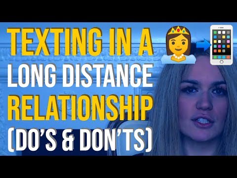 Texting in a Long Distance Relationship 📲 Make It LAST! 😍